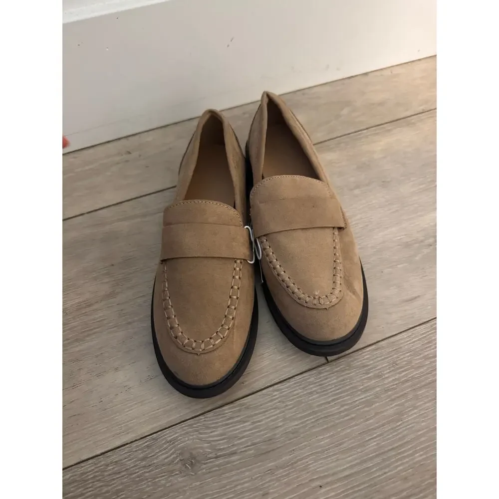 Old Navy Classic Loafer size 7 NWT